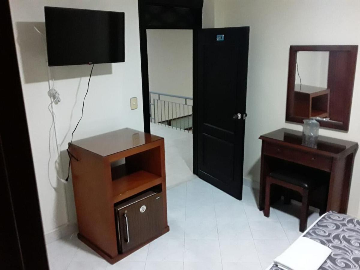 Hotel El Andino Кукута Экстерьер фото